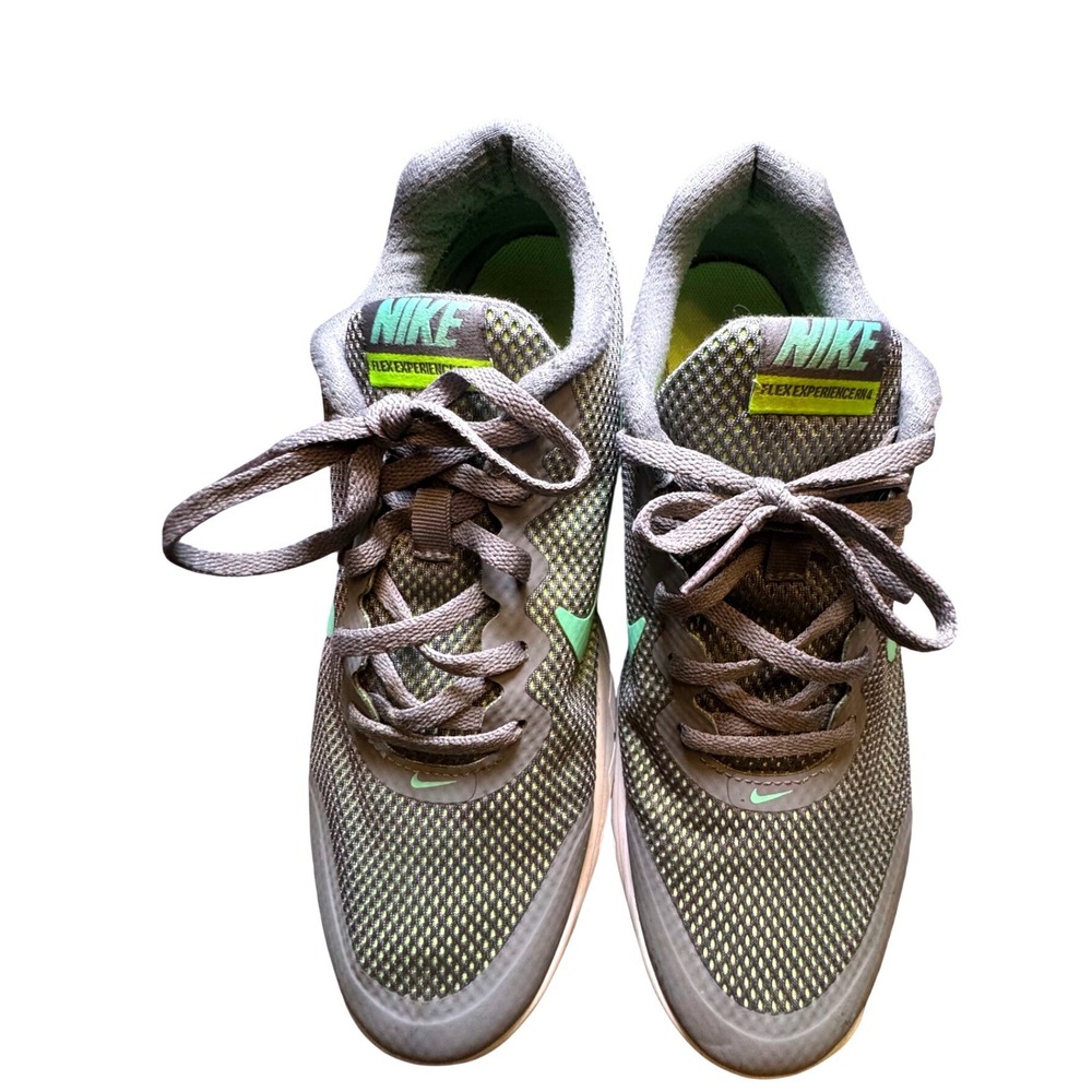 Nike Flex Experience RN 4 Womens 9 Running Shoes Grey Green 749178-001